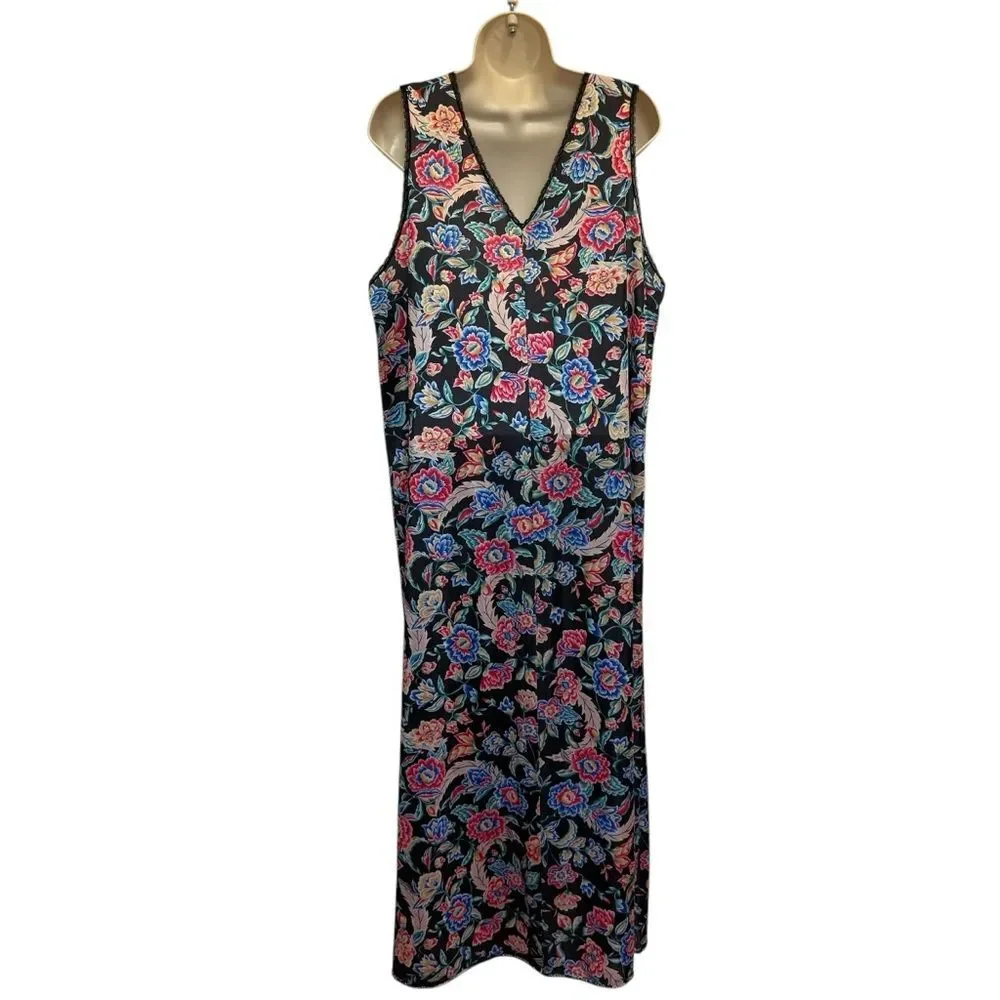 Vintage Vanity Fair Dark Floral Lace Long Nightgown Nightdress Made in USA Sz L